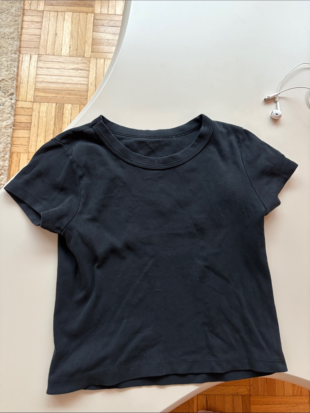 Brandy Melville Black Cropped Tee